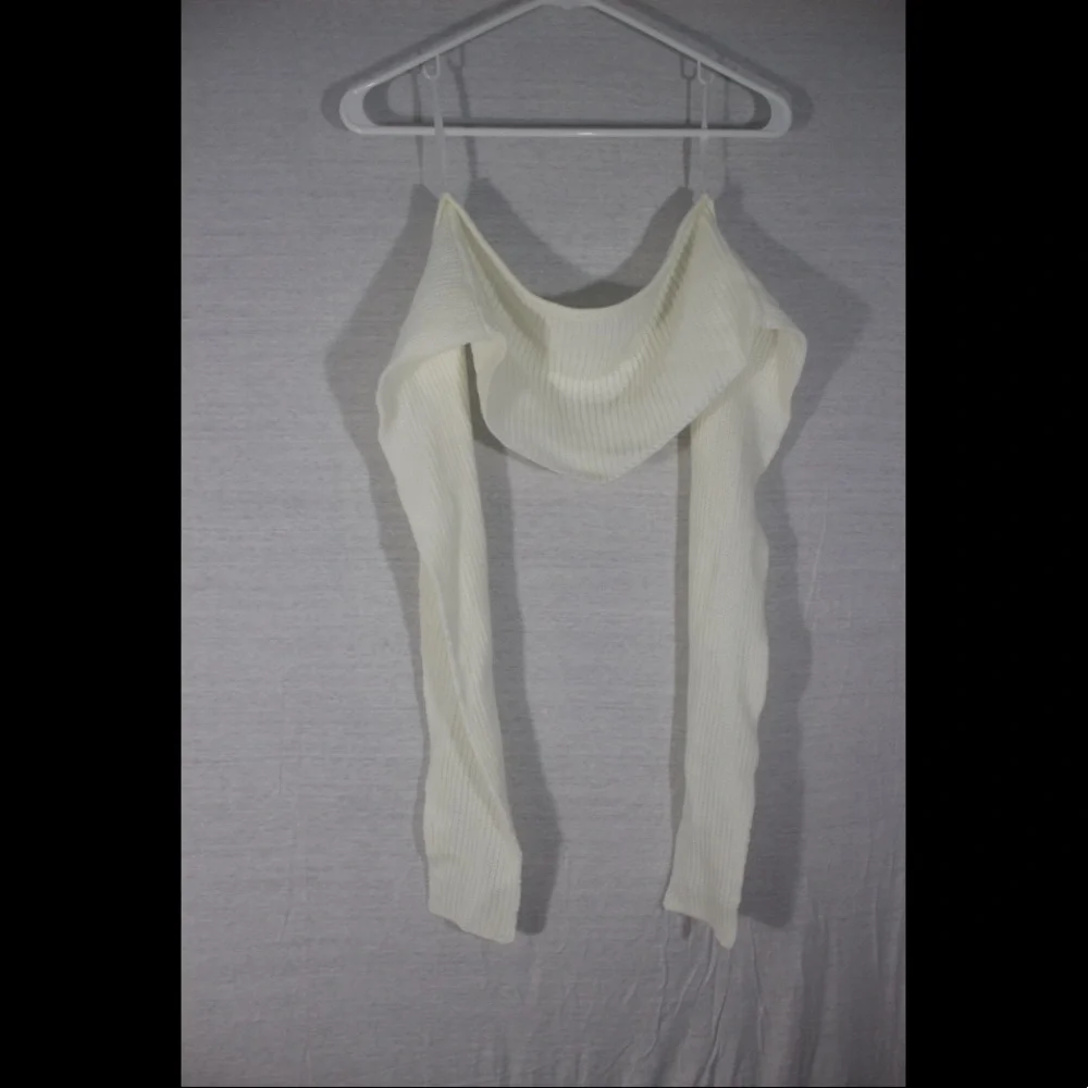 Cropped top and sweater set - Picture 4 of 9
